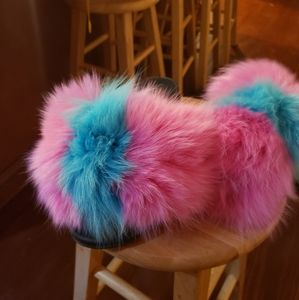 Fox fur slides